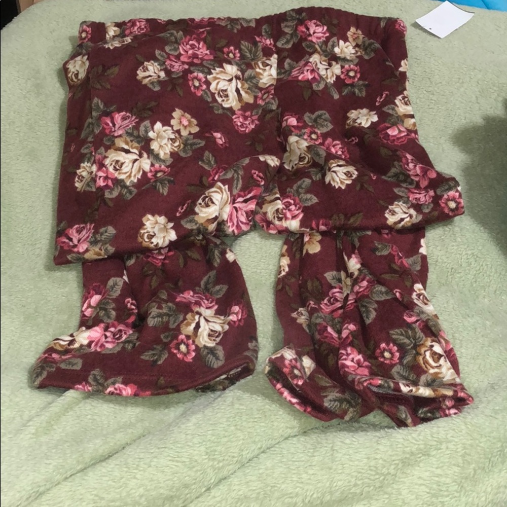 No Comment brand bellbottom leggings